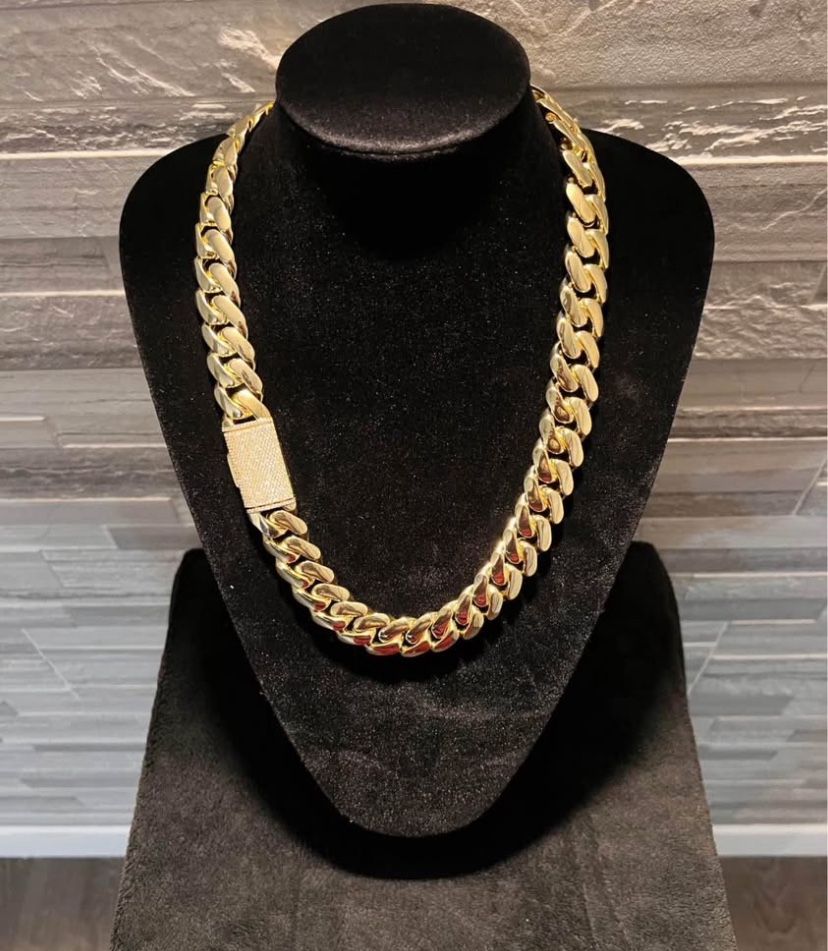 Miami Cuban Link Gold Plated Chain Necklace 20mm