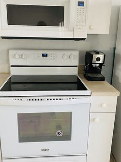 Whirlpool Microwave And Range