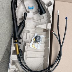 Single Handle Pull-Down Kitchen Faucet