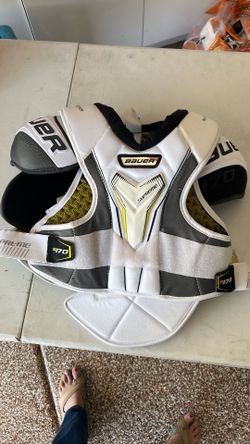 Bauer hockey chest guard shoulder pads XL Senior