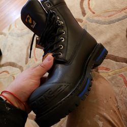 Boots Work Chinook Size 9