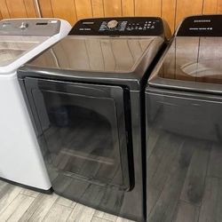 SET WASHER AND GAS DRYER SAMSUNG LARGE CAPACITY LIKE NEW  