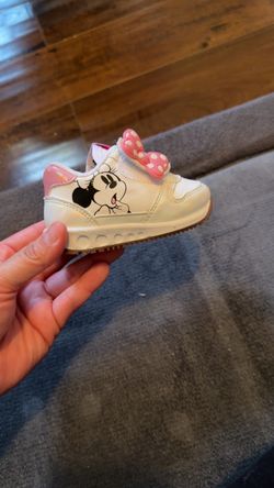 Girl shoes