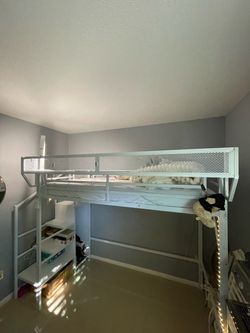 Twin loft bed