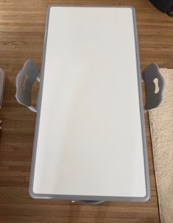 Kids table