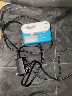 Moog Infinity Pump, Portable, Audible/Visual Alarm. Comes with 80 500ML bags.