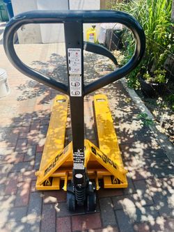 Big joe Manual Pallet Truck