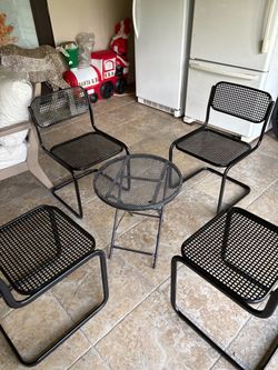 Retro Restoration Metal vintage patio set