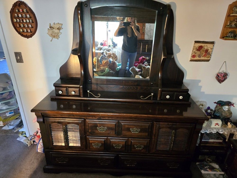 Really Nice Dresser, Etched Mirror and Chest of Drawers