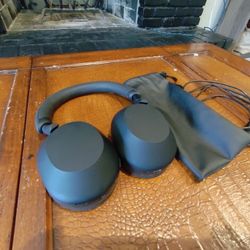 Sony WH-1000XM5 Wireless Noise Canceling Headphones - Black