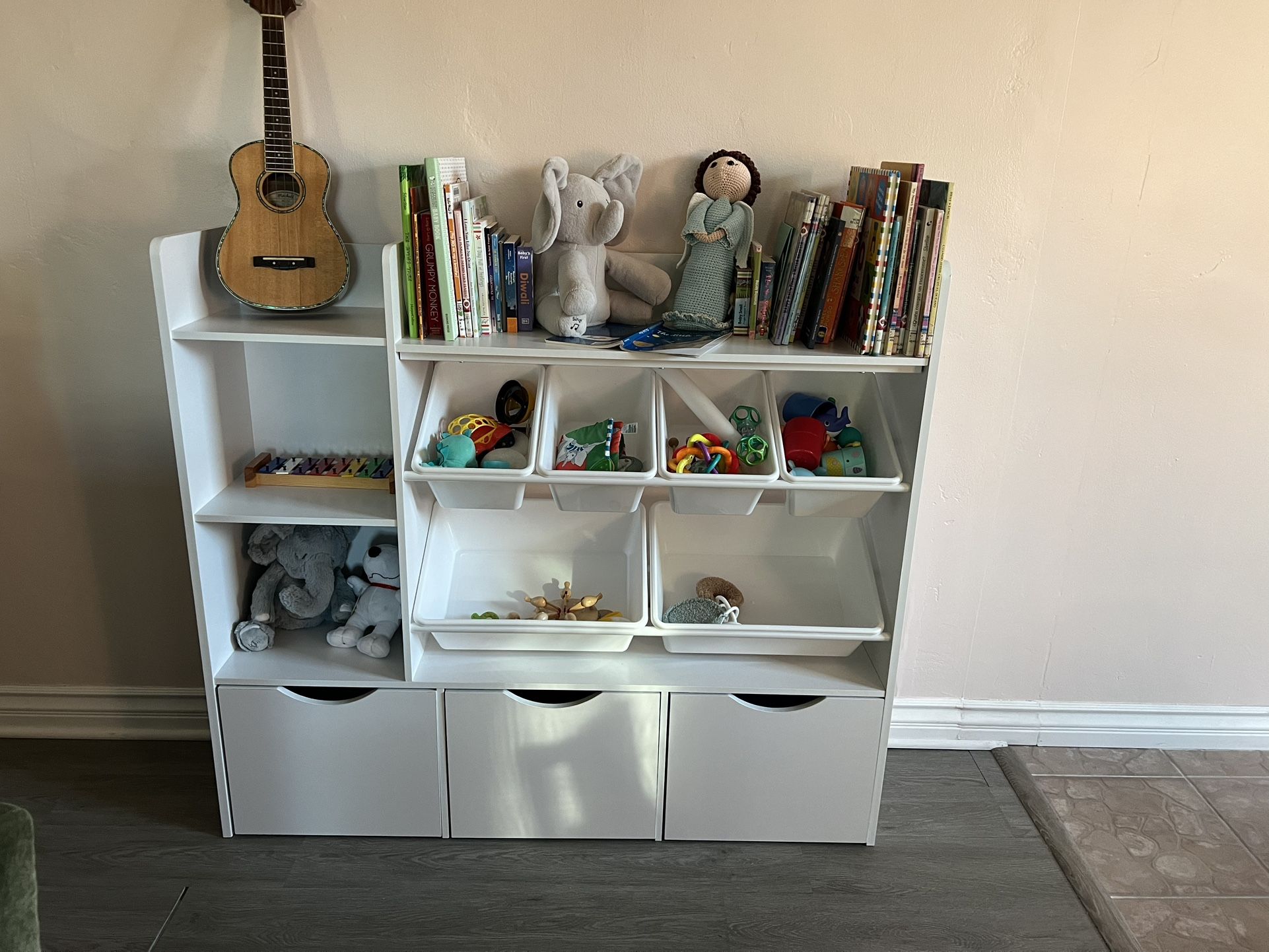 Toy Storage Organizer With NEW Unused Wall Mounting Kit