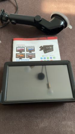 7 Inch Touchscreen Car Stereo. Brand New Never Used! FM / BT / AUX / AV IN