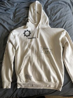 Men’s Small No Boundaries Hoodie