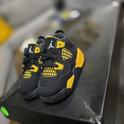 Nike Air Jordan 4 Retro Thunder 2023 TD