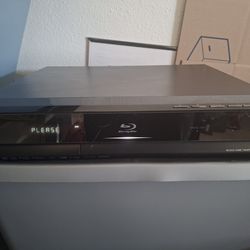 Sony BDV-E500W Blu-Ray/DVD/CD (No Remote)