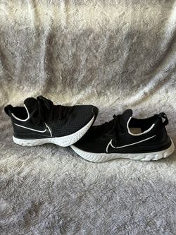 Nike React Infinity Run Black Size 7.5 Euc 
