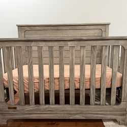 Simmons Slumber Time Crib
