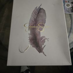 Jessica Simpson Mayrie