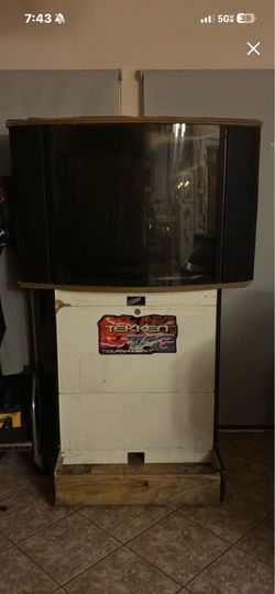 Empty Arcade Cabinet with working CRT and Speakers