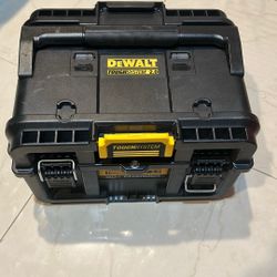 TOUGHSYSTEM 2.0 Charger Box