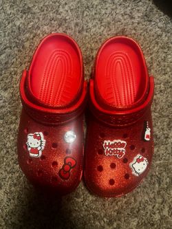Hello Kitty Crocs