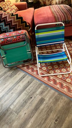 2 Sand Chairs
