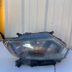 2014-2016 Right Front Highlights Nissan Rogue