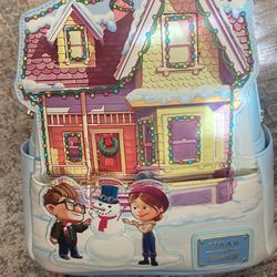 up disney backpack ! :)