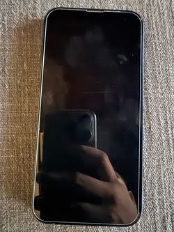iPhone 13 Metro Locked