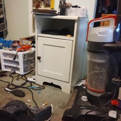 Selling A Bunch Of Stuff Cheep