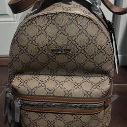 Lady’s Backpack/Purse
