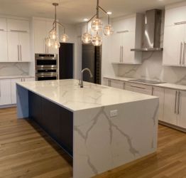 Custom Kitchen Cabinets
