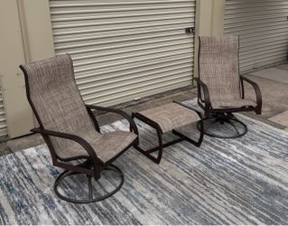 Outdoor Swivel Chairs and Ottoman