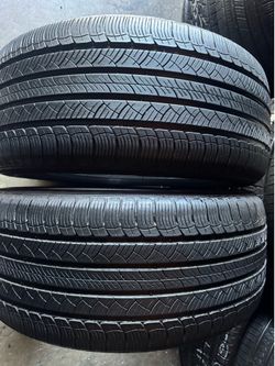 Pair of 265 45 20 Michelin latitude tour hp tires