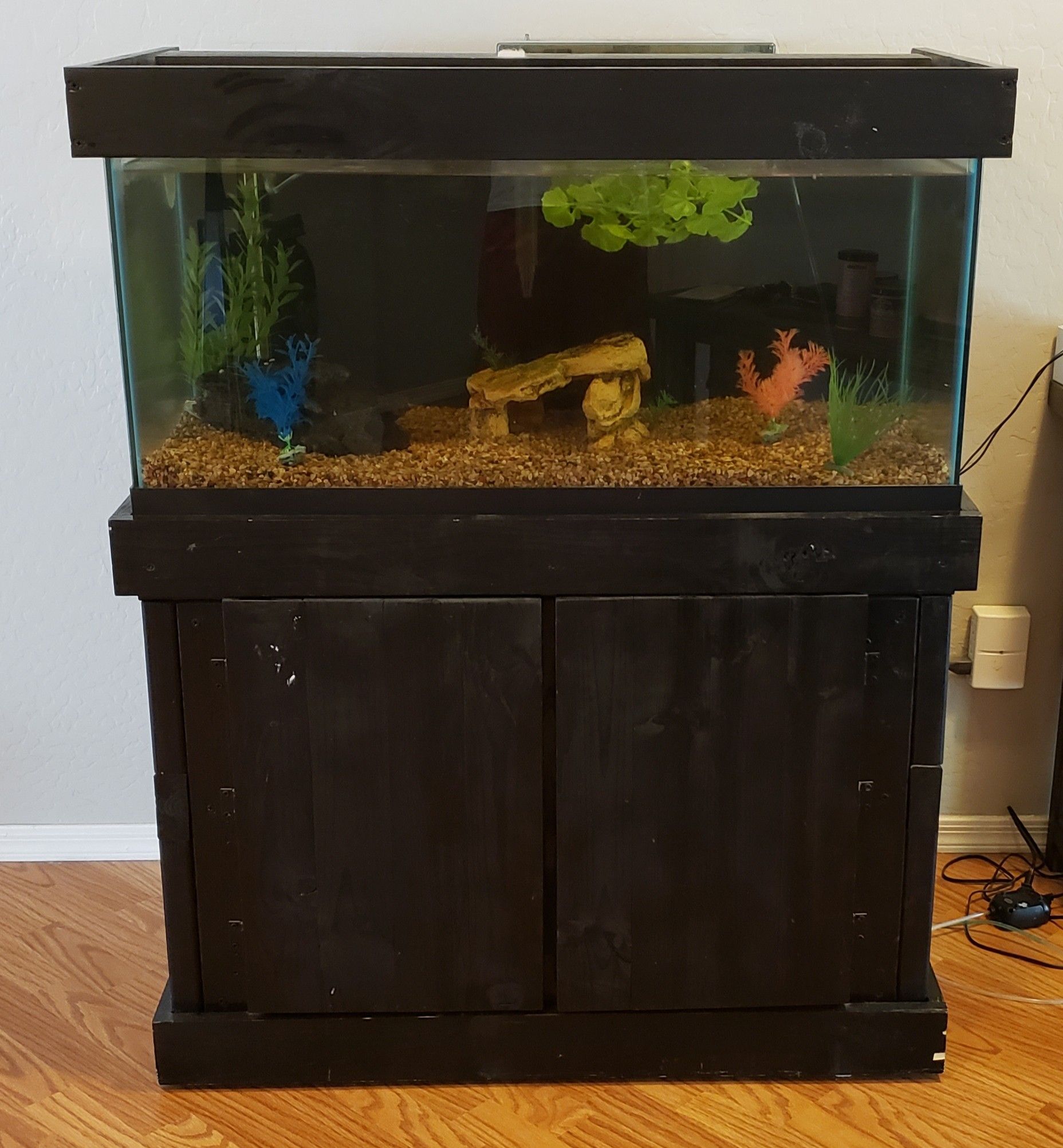 40 gallon breeder aquarium / fish tank and stand