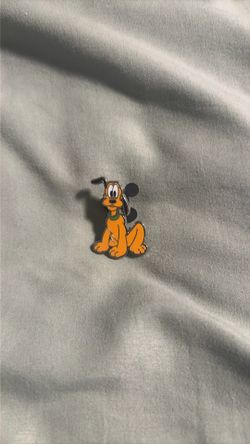 Pluto Pin