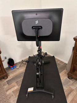 Peloton exercise bike
