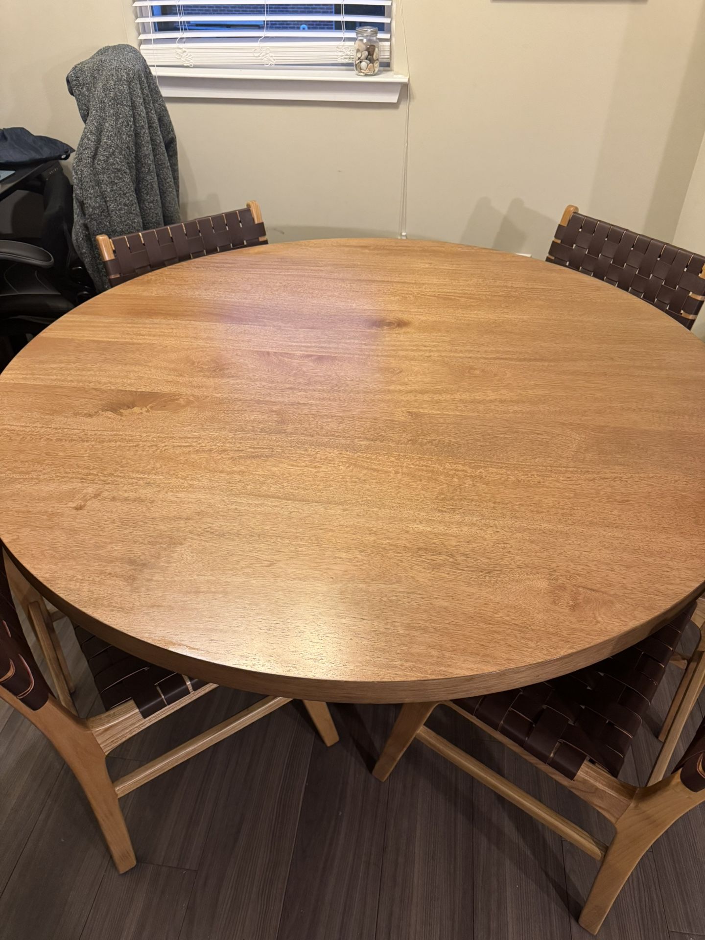 Ashley Furniture Kristiland Dining Table