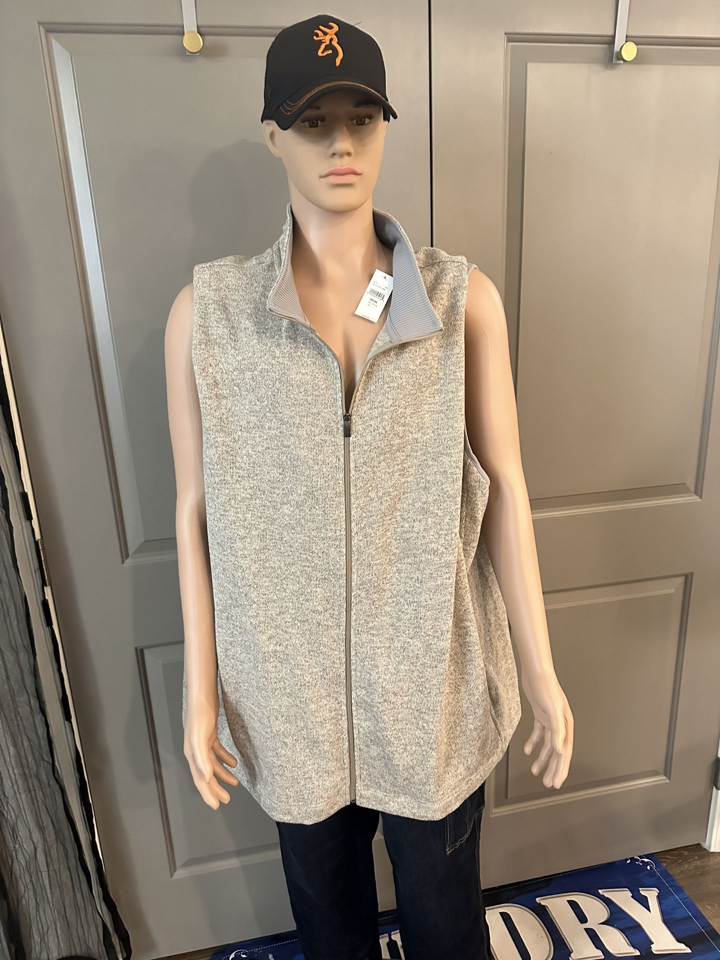 Van Heusen Men's Classic Fit Full Zip Fleece Lined  Vest Size 4XLT