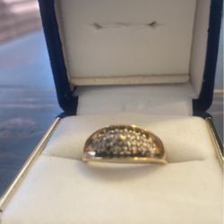 Real Gold Ring.05 Carat 19 Diamonds Cluster
