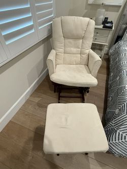 Nursing Chair