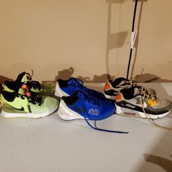 LeBron And Nikes Size 1 Youth