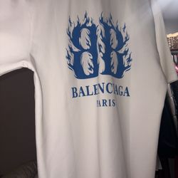Men’s Balenciaga XL Tshirt