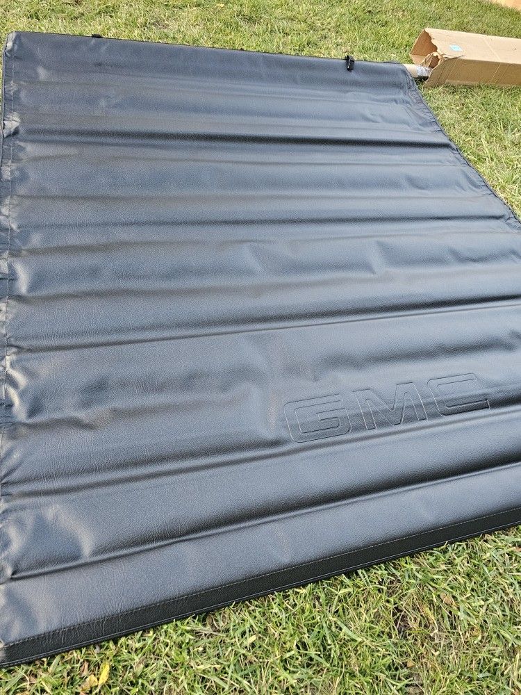 Soft Roll Up For Canyon Long Bed Cover 