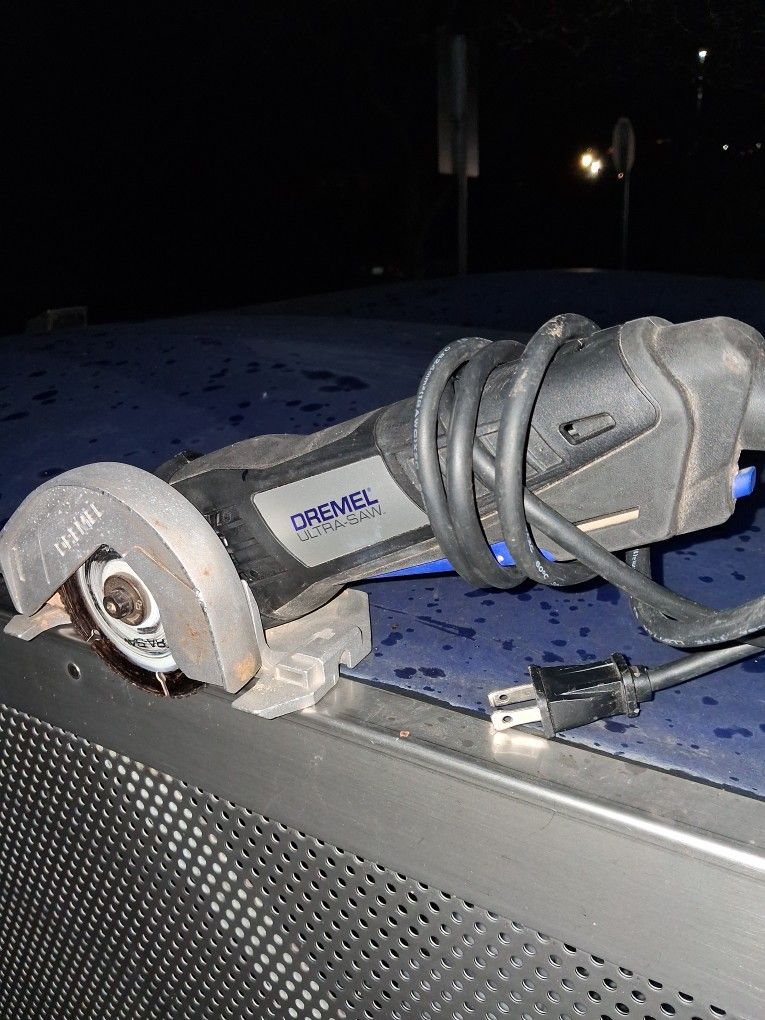 Dremel Ultra Saw US40 – Very Good Condition