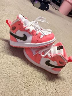 Kids shoes