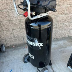 HUSKY AIR COMPRESSOR 20 GALLON 200 PSI  $229