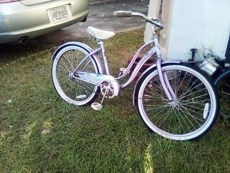 Purple Women's Beach Cruiser Bicycle