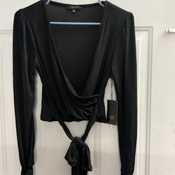 Woman’s Long  Sleeve Top’s 