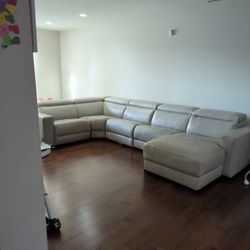 Macy's - Italian Custom Leather 5 Piece Sectional Recliner Sofa